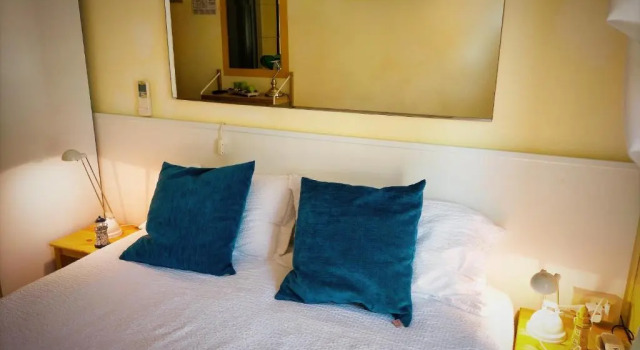 Le Petit Hotel