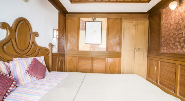 Коттедж Comfort GuestHouser 3 BHK Houseboat e567