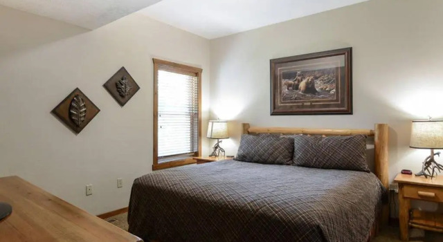 Lodge 371, Забронировать Отель Отели Table Rock Lake с парковкой, Парковка
