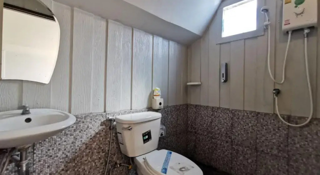 Бунгало Deluxe с балконом и с красивым видом из окна De Coco House