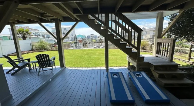 Коттедж с 4 комнатами Reel 'em Inn 4 Bedroom Home by RedAwning