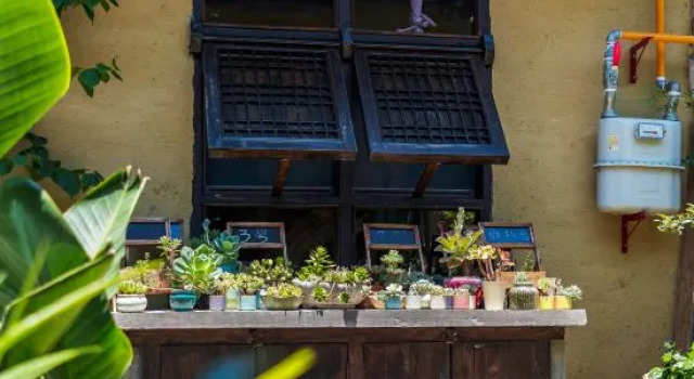Zhanyu Shanju·Jiangjing Designer Homestay, จอง โรงแรม Guangyuan เสฉวน