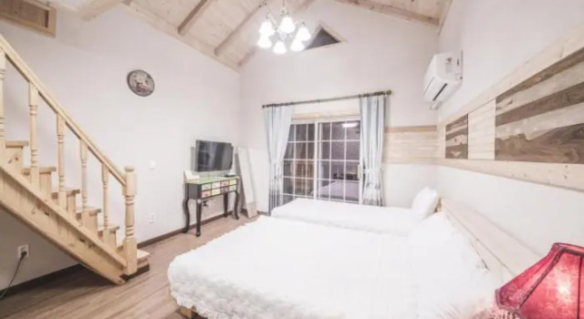 Студия Дуплекс Red Windmill Pension