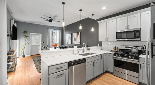 Коттедж The Journey Home | JZ Vacation Rentals