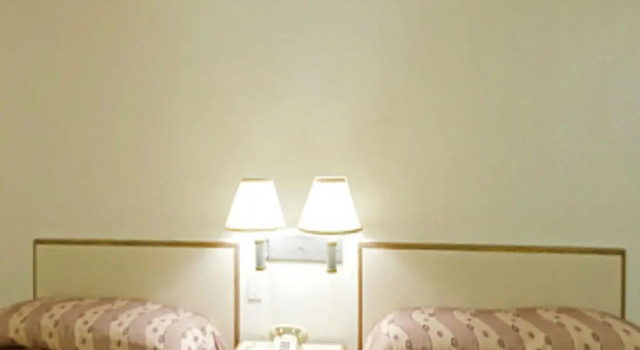 Четырёхместный номер Standard Days Inn by Wyndham Charlotte University