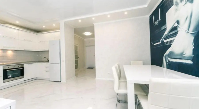 Apartment on Draghomanova 2a, Buchen Sie Ferienwohnung Hotels in Darnyckyj mit Parkplatz, Parkplätze