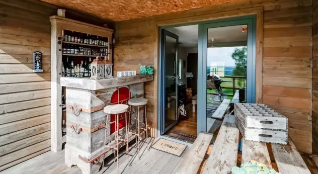 Апартаменты Green Hillside Apartment-petit Wilogne