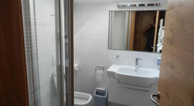 Апартаменты Hotel Edelweiss