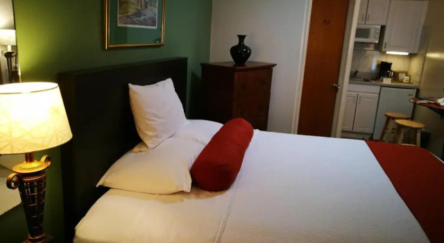 Run of House Merida Inn & Suites