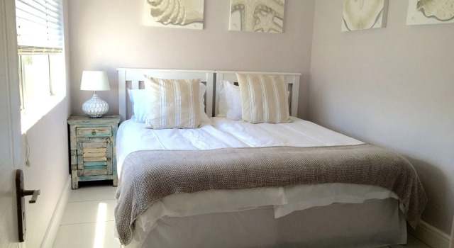 5 Options Guest House, Boek Hotel Hotels in Table Bay met zwembad, Zwembad