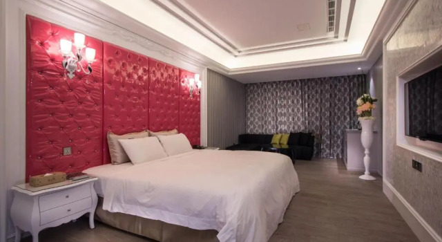 Camera Deluxe U-Her Hotel