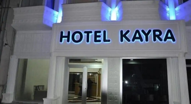 Kayra Hotel, Varaa Hotelli Hotellit Marmara-alue pysäköinnillä, Pysäköinti