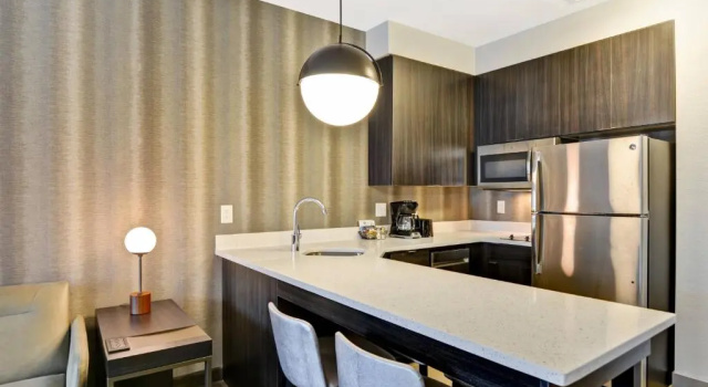 Четырёхместная студия Residence Inn by Marriott Cleveland Airport/Middleburg Heights