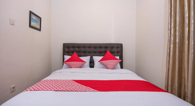 Двухместный номер Standard Al Abror Homestay Mandala Krida Mitra RedDoorz