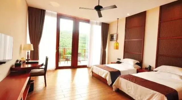 Banling Hot Spring Center, Book Hotel Lizhigou Hainan