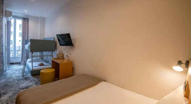 Четырёхместный номер Standard Hotel dOstende