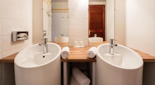 Двухместный номер Standard с видом на море Le Rayon Vert - Hôtel & Restaurant vue sur mer
