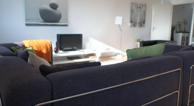 Amazing Apartment on 38th floor 769, Book Apartment Laak 