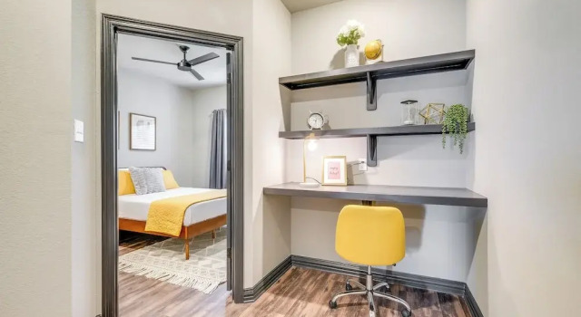 Newly Built 'corner Hideaway' 3 Mi to Texas A & M