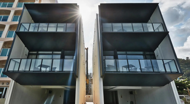 Condominium NOOSA, Rezervasyon Otel Nago 