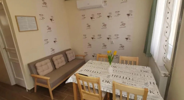 Апартаменты Gyöngyvirág Apartmanház