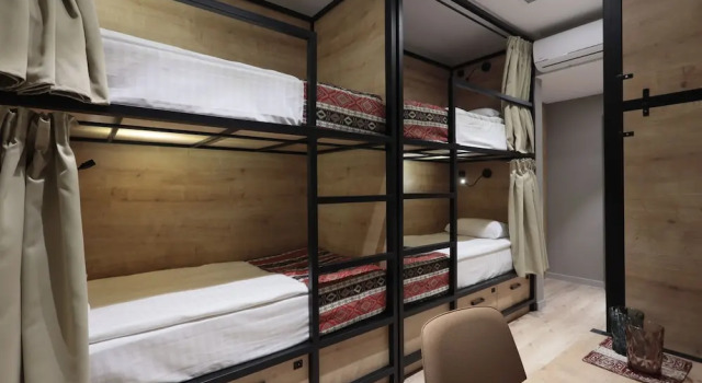(camerata maschile) letto in camerata Andor Hotel