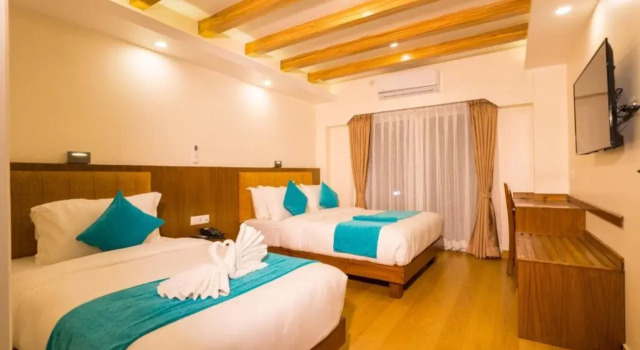 Pokhara Alpine and Springs, Забронировать Отель Отели провинции Гандаки-Прадеш 3 звезды, 3*