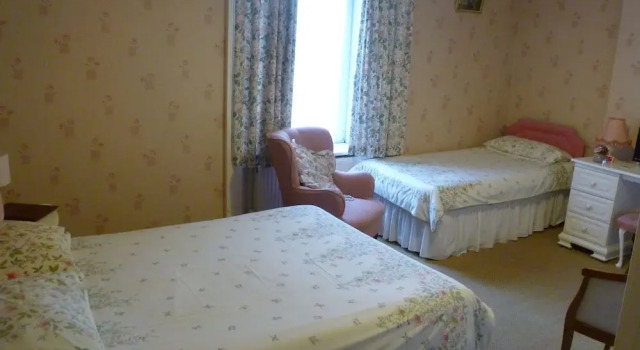 Longhope Guest House