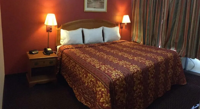 Номер Standard Voyager Inn