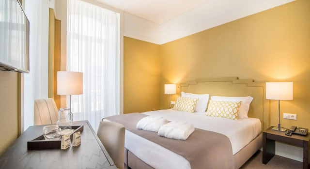 Universal Boutique Hotel