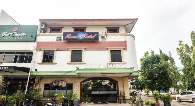 Oyo 2422 Rama Hotel, Prenota Hotel Nagoya Batam