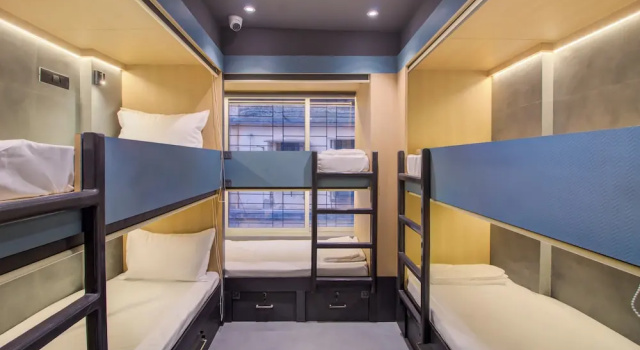 Кровать в общем номере (женский номер) Mumbai Dorms