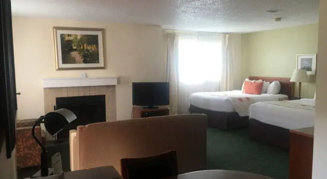 Hawthorn Suites By Wyndham Akron/ Fairlawn, Забронировать Отель Фэр-Лон Cuyahoga Valley National Park