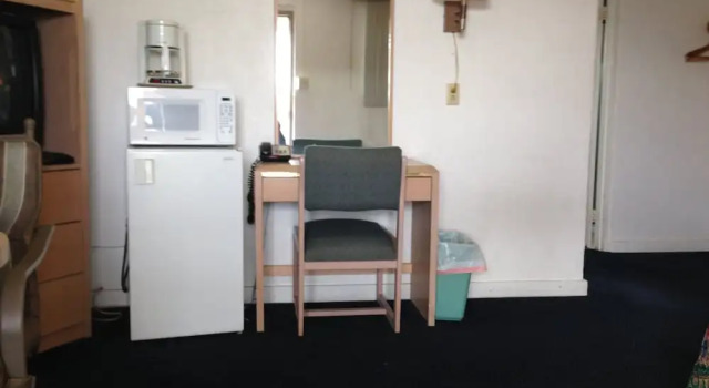 Номер Standard Hub Motel