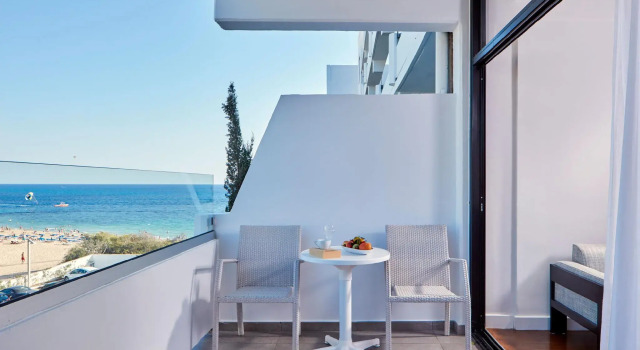 Номер Family Grecian Bay