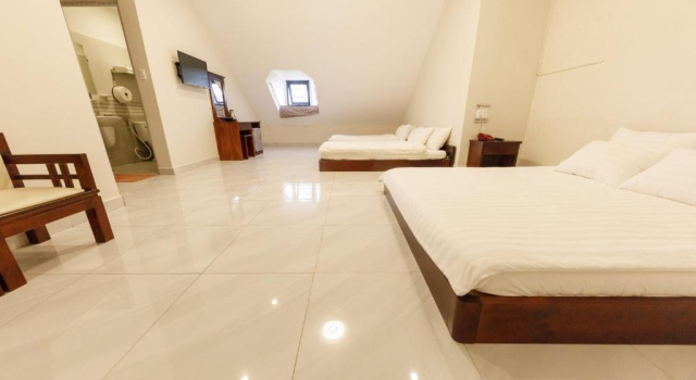 Полулюкс Bonjour Da Lat Hotel