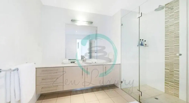 Номер Luxury ZEN LUXURY 2-STORY Penthouse Mindal View