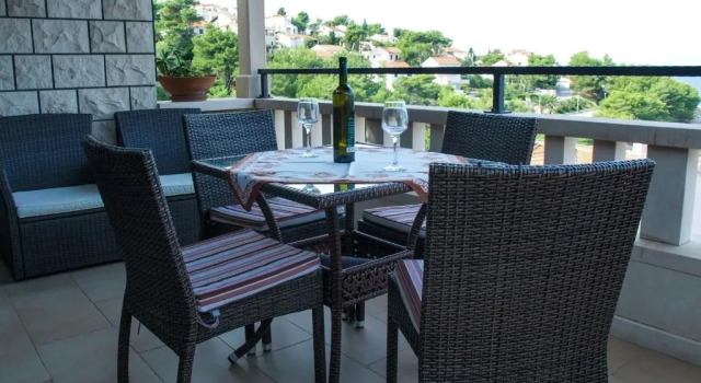 Lozna Apartment, Rezerwuj Apartament Hotele w Split-Dalmatia County z parkingiem, Parking