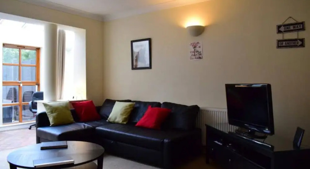 3 Bedroom House In Central Dublin, Забронировать Отель Дублин Каунти Дублин, рядом с Городская усадьба Пауэрскортов