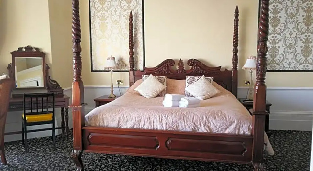 Номер Superior Regency Hotel