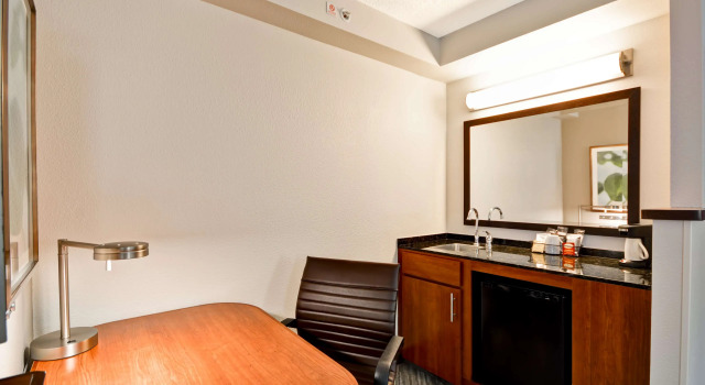 Hyatt Place Baton Rouge/I-10, Забронировать Отель Батон-Руж Луизиана