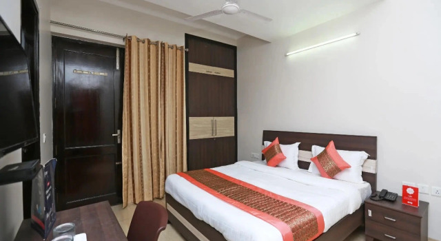Go Rooms By OYO Rooms, Varaa Hotelli Gurgaon 