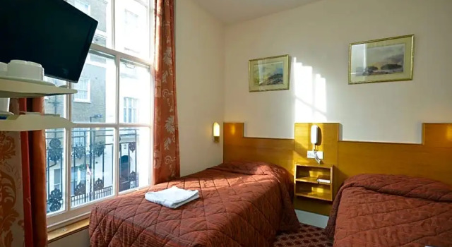 Номер Standard Seymour Hotel
