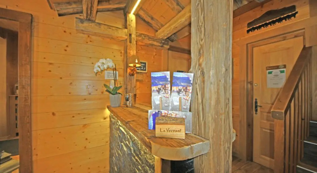 Hôtel et Spa Le Vermont, Забронировать Отель Отели Ле-Гран-Борнан с парковкой, Парковка