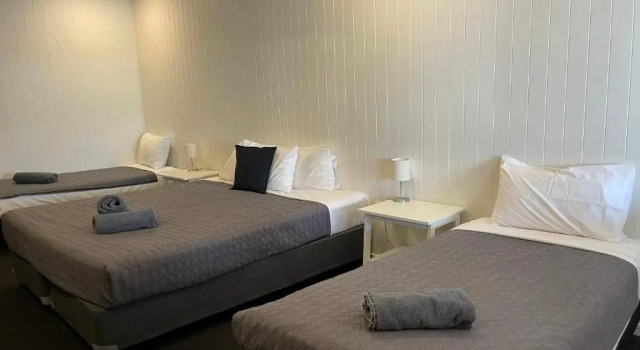 Двухместный номер Standard Albert Park Motor Inn - Pool and shaded parking