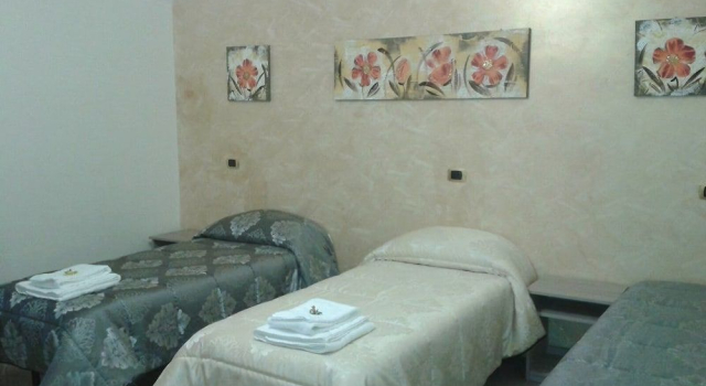 B&B Contesse, Book Bed and Breakfast Messina Sicilien