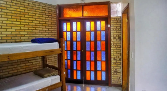 Кровать в общем номере (женский номер) Biergarten Hostel