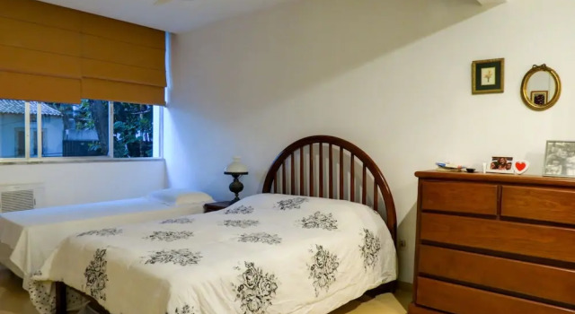 Hostel Leblon, Забронировать Отель Леблон Рио-де-Жанейро, рядом с Папский католический университет Рио-де-Жанейро