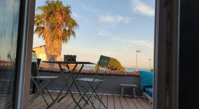 Коттедж с 4 комнатами chambres côté plage, aperçu mer, proche aéroport, climatisées et parking gratuit