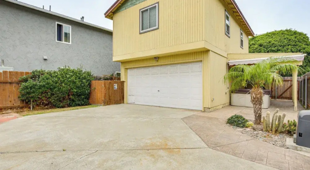 Коттедж 2 Mi to Ocean: Pet-friendly Imperial Beach Retreat